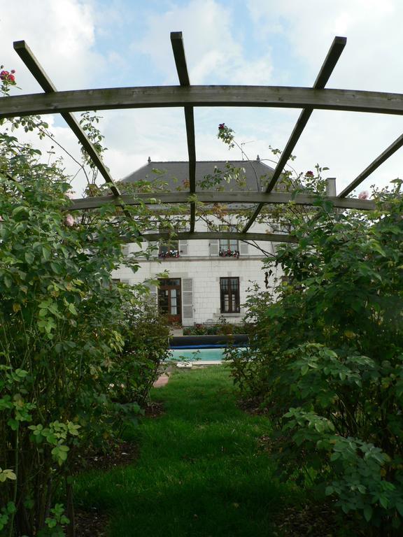 Entre Cour Et Jardin Hotel Châlons-en-Champagne Buitenkant foto