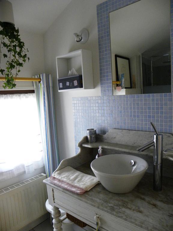 Entre Cour Et Jardin Hotel Châlons-en-Champagne Kamer foto