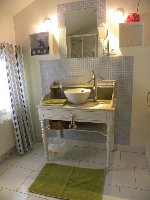 Entre Cour Et Jardin Hotel Châlons-en-Champagne Kamer foto